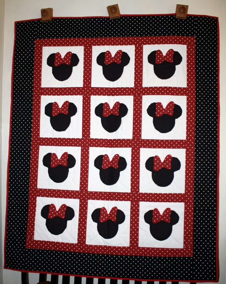 Minnie Mouse Quilt Stitch by Stitch Quilting